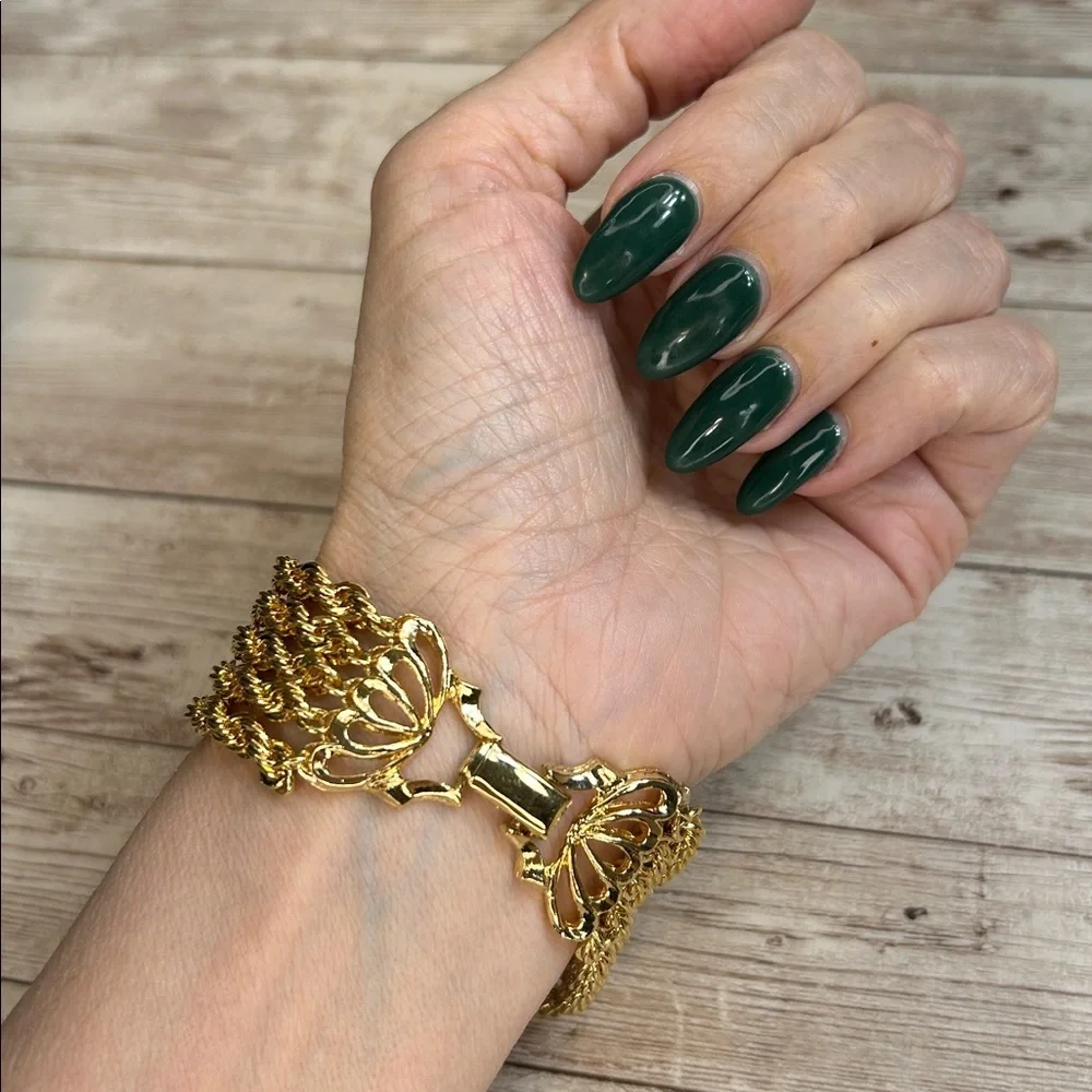 Bold Elegance Gold 5 Strand Rope Bracelet